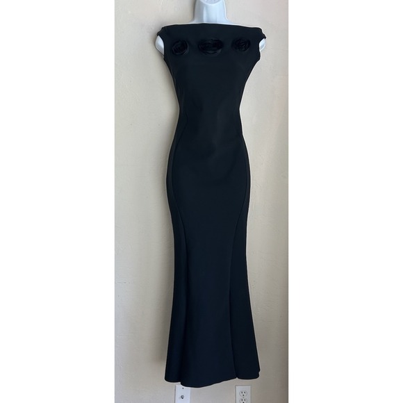 Chiara Boni Dresses & Skirts - Chiara Boni Couture Sissel Rose Long Designer Gown 6 Maxi Dress Black Formal 42